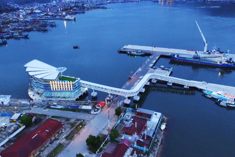 Jokowi Meresmikan Pelabuhan Sibolga